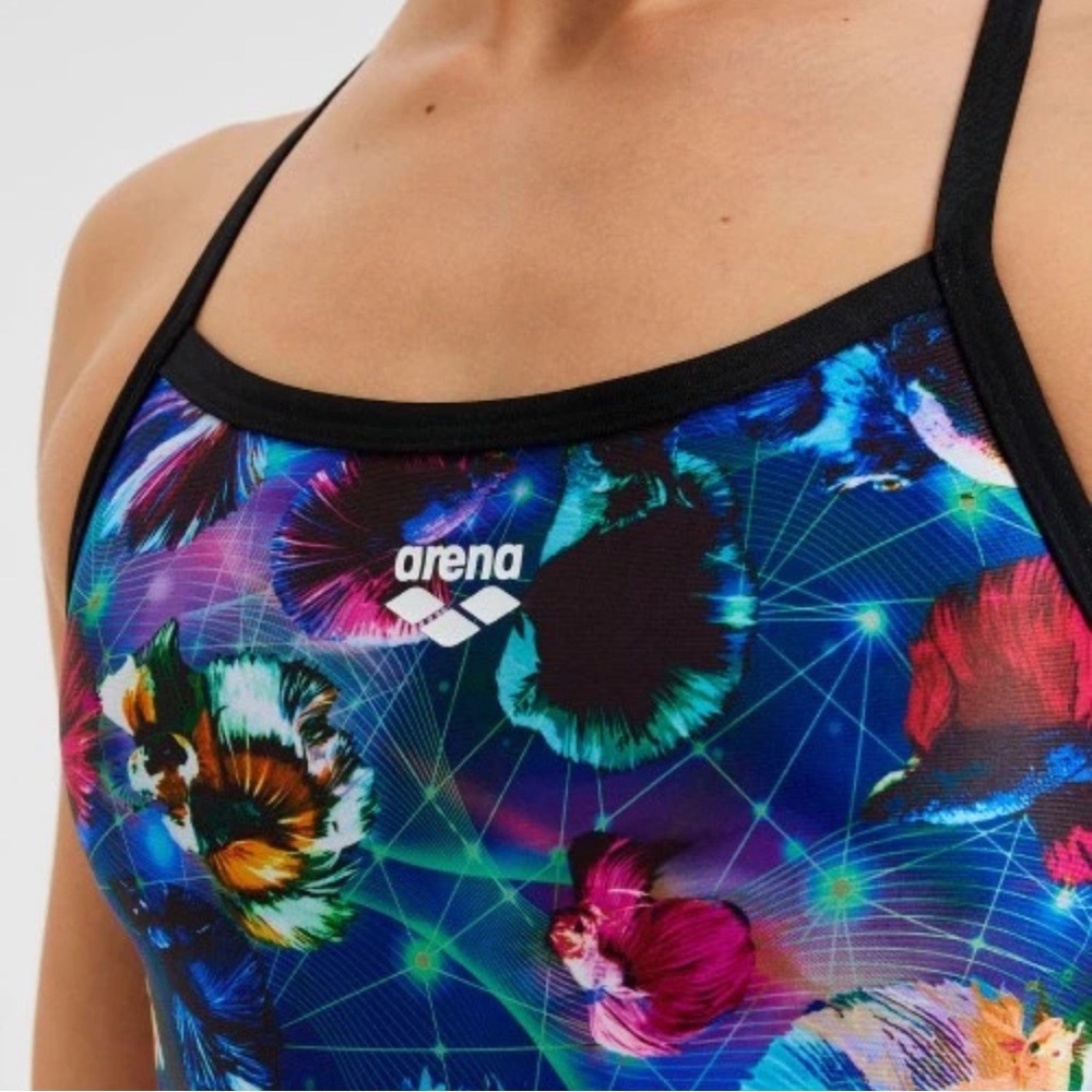Women’s Arena Challenge Back 1-Piece Swimsuit - Picture 3 of 5